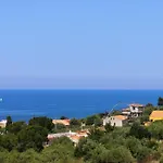 Click Art & Πανσιόν Trabia
